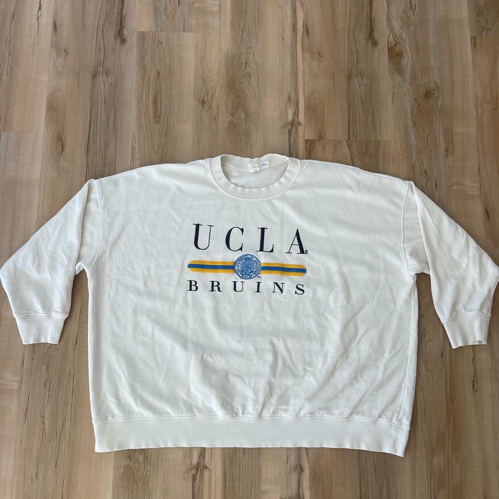 Embroidered UCLA Crew Neck Sweatshirt